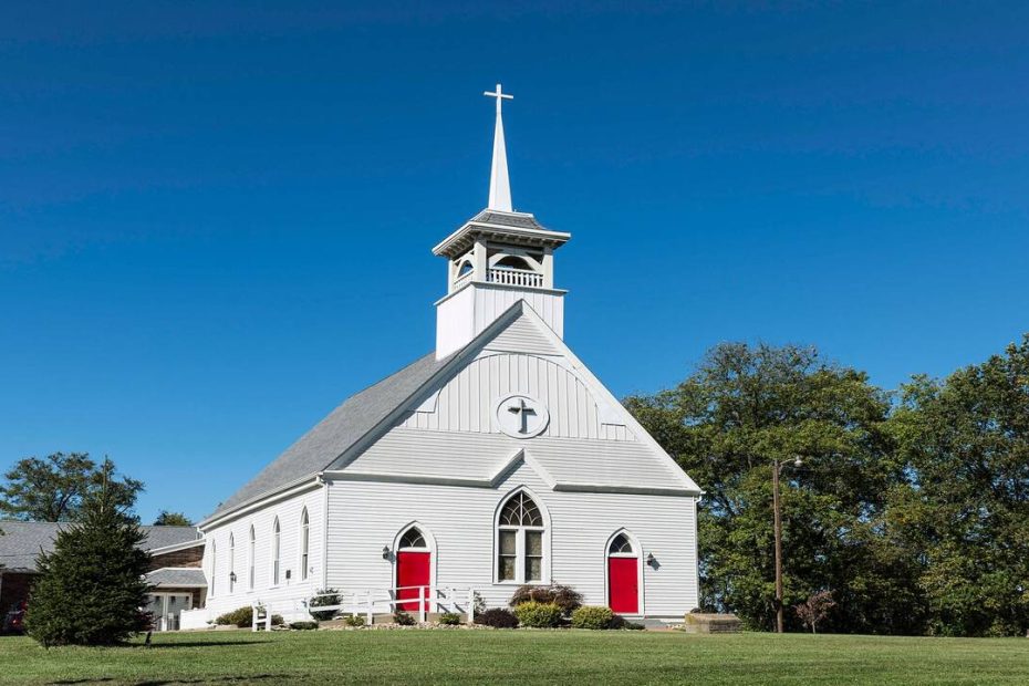 Sources of income for Churches | How do Churches Make Money 