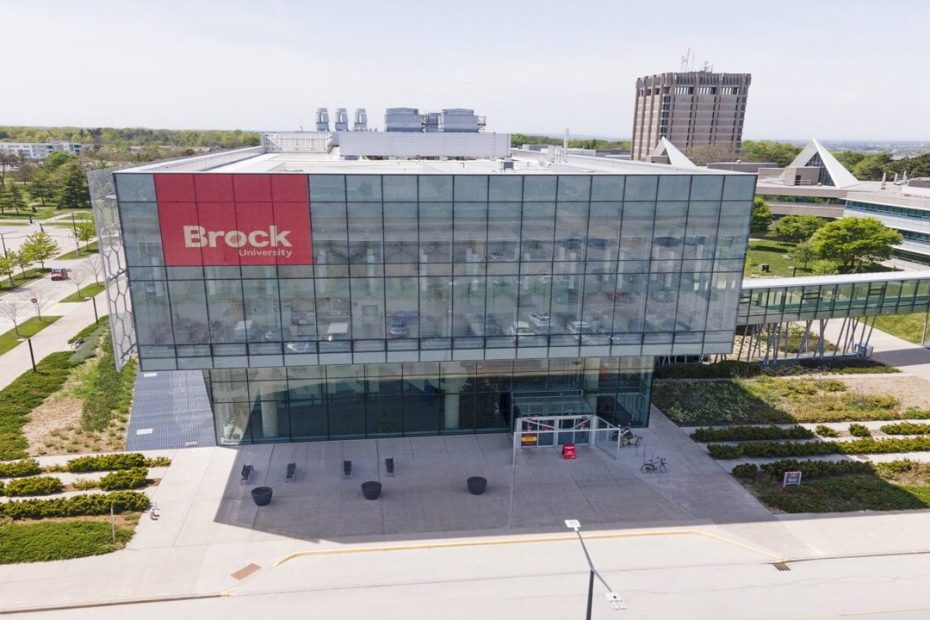 Brock university acceptance rate - application requirements, Admission, Programs, Cost