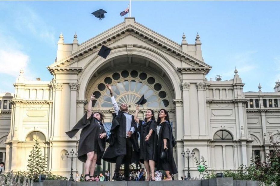14 Universities In Australia For International Students with low tuition fee 2026